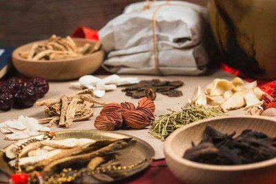 中医是怎样辨证治疗命门火衰型阳痿的？