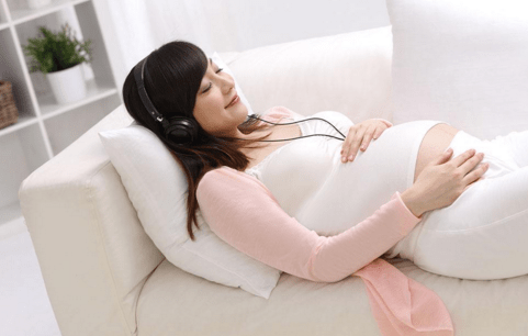 如何音乐胎教?